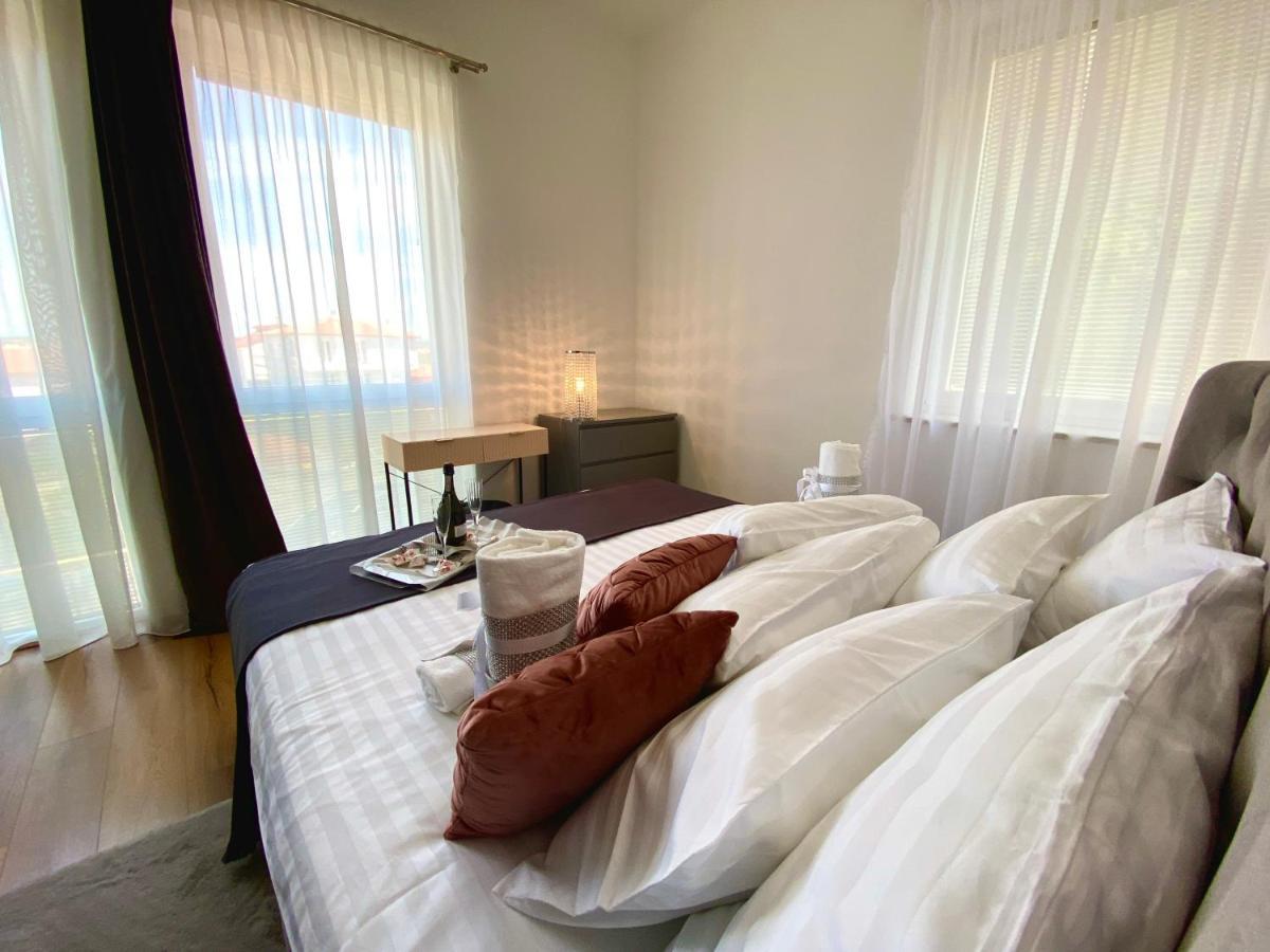 Apartman Sogni D'Oro Διαμέρισμα Πούλα Εξωτερικό φωτογραφία