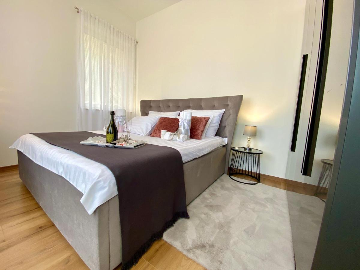 Apartman Sogni D'Oro Διαμέρισμα Πούλα Εξωτερικό φωτογραφία