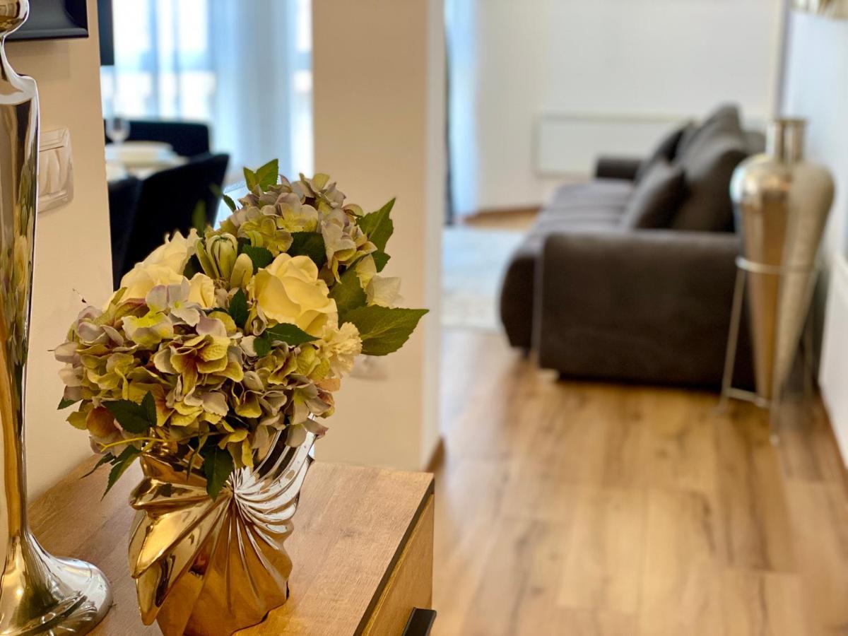 Apartman Sogni D'Oro Διαμέρισμα Πούλα Εξωτερικό φωτογραφία